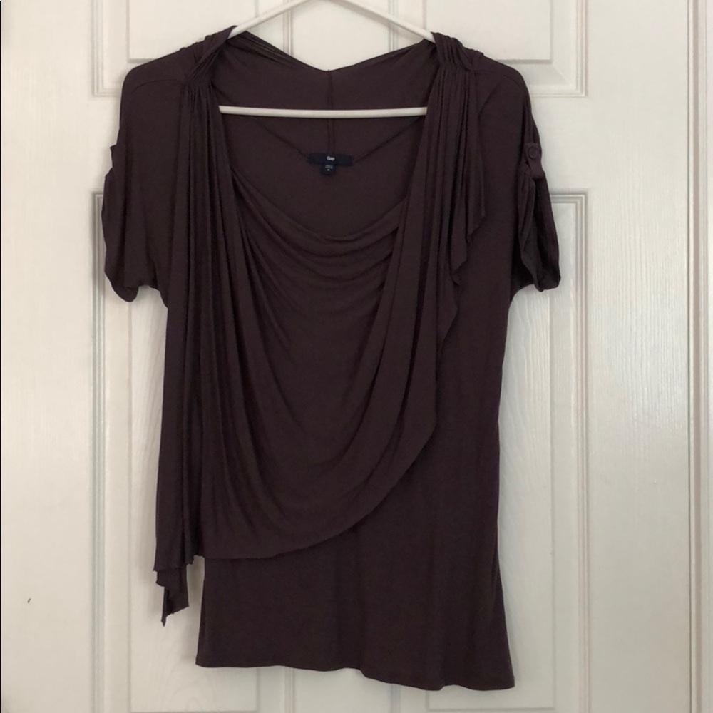 Gap Top